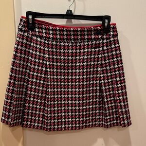 Boden Red and Black Houndstooth pleated Skirt